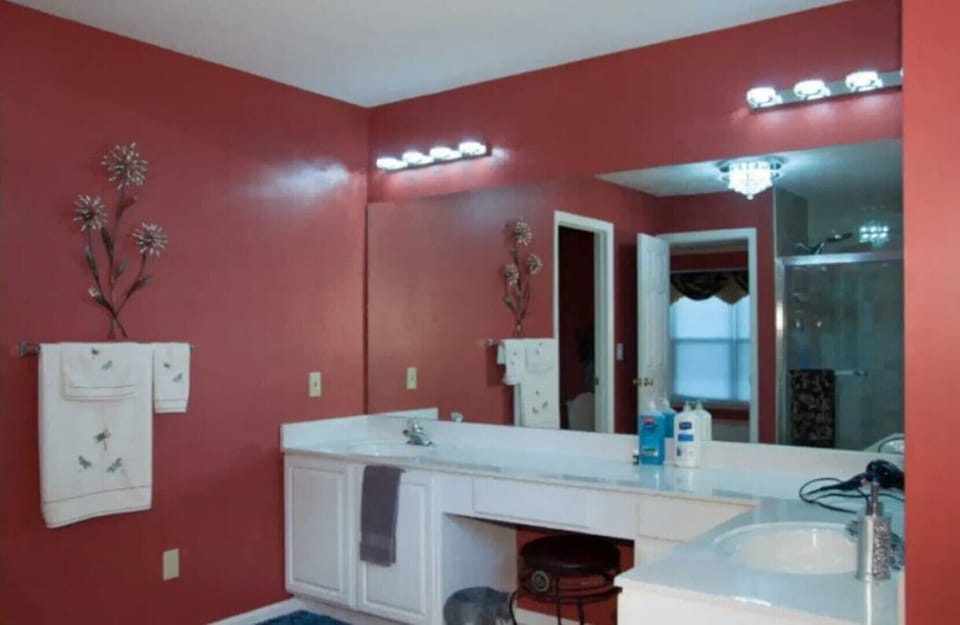 Master Bathroom, with a jetted tub and a walking shower