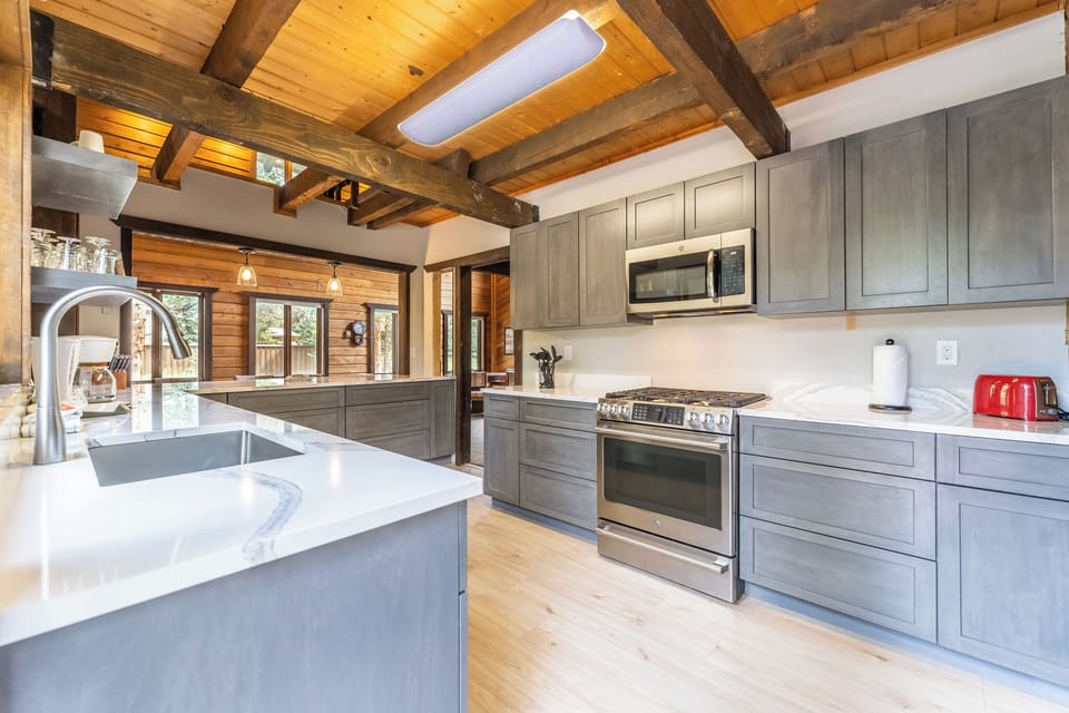 House (5 Bedrooms) | Property amenity