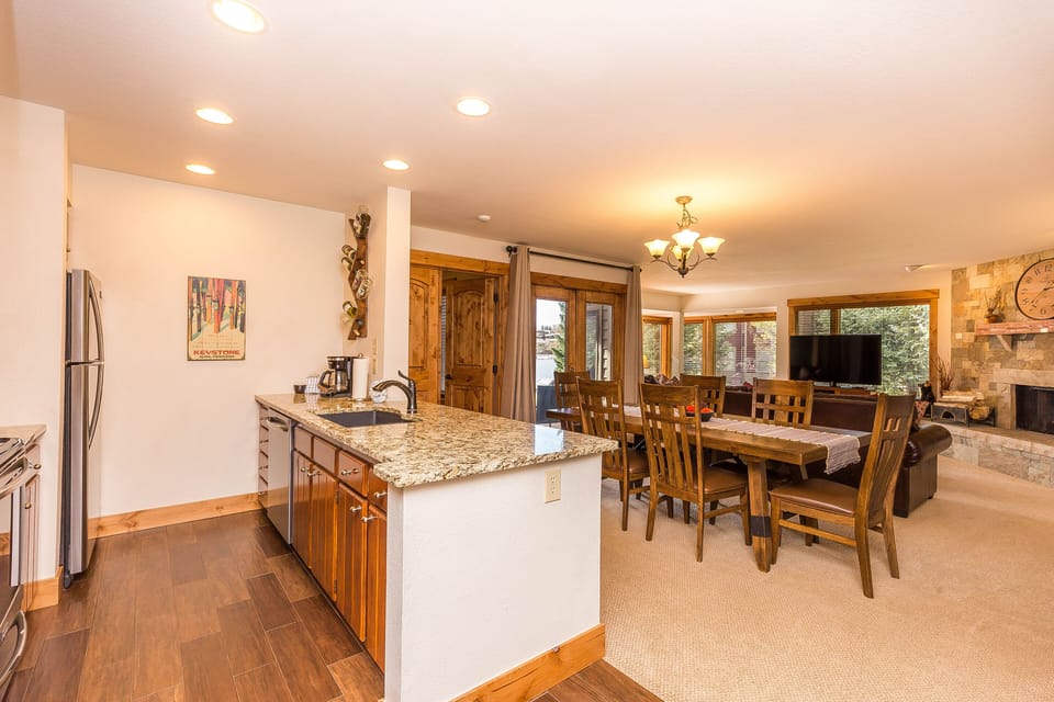 Condo, 2 Bedrooms | Private kitchen | Microwave, oven, stovetop, dishwasher