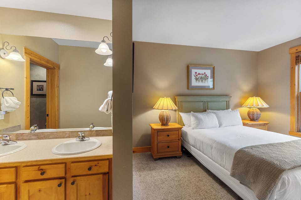 Trapper's Crossing #8770 by Summit County Mountain Retreats Villa in Keystone
