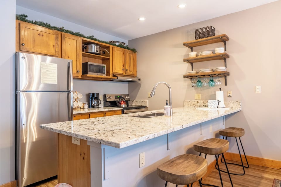 Condo (2 Bedrooms) | Property amenity