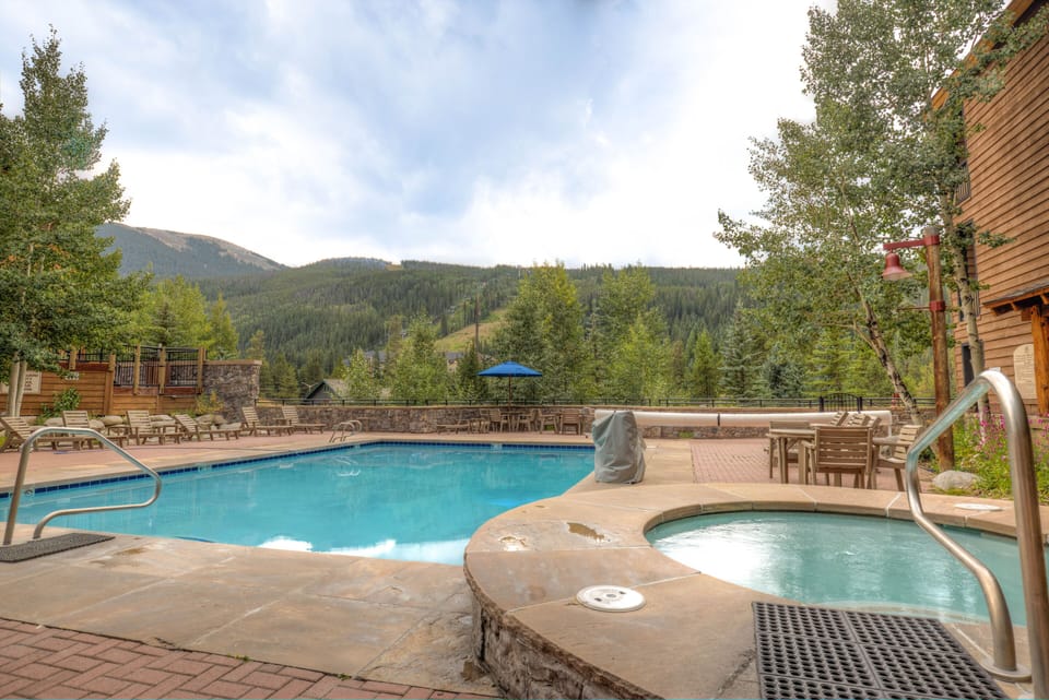 Condo, 2 Bedrooms | Pool