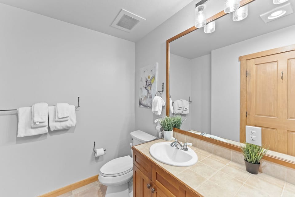 Red Hawk Townhome #2327 by Summit County Mountain Retreats Villa in Keystone