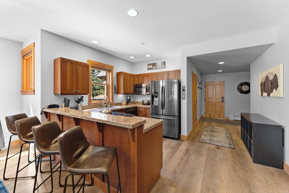 Studio (2 Bedrooms) | Property amenity