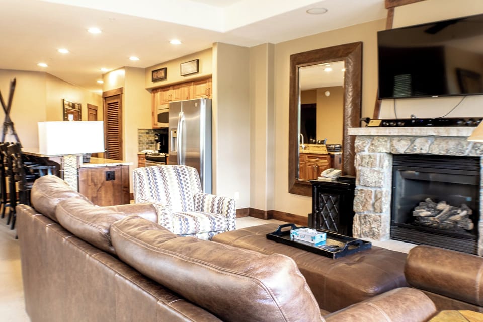 Condo (2 Bedrooms) | Property amenity