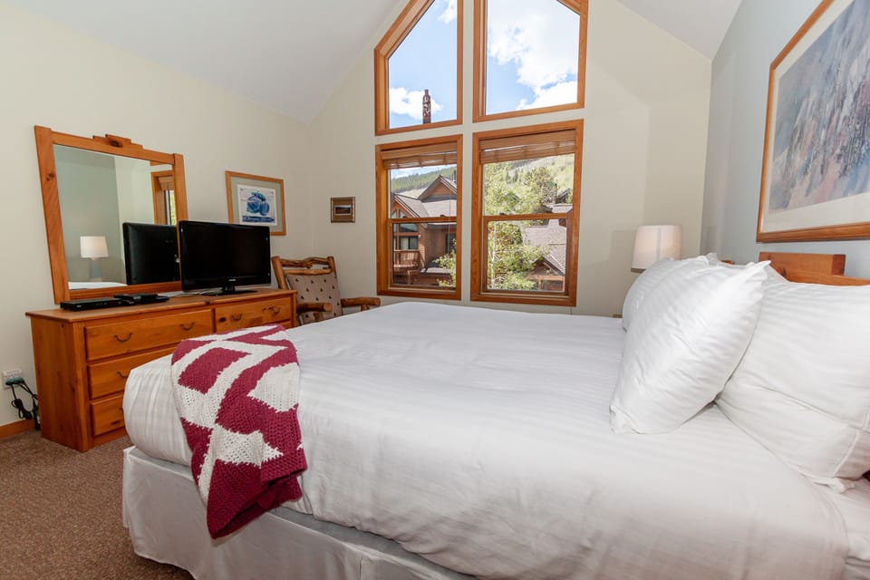 Snake River Village #29 by Summit County Mountain Retreats Apartment in Keystone