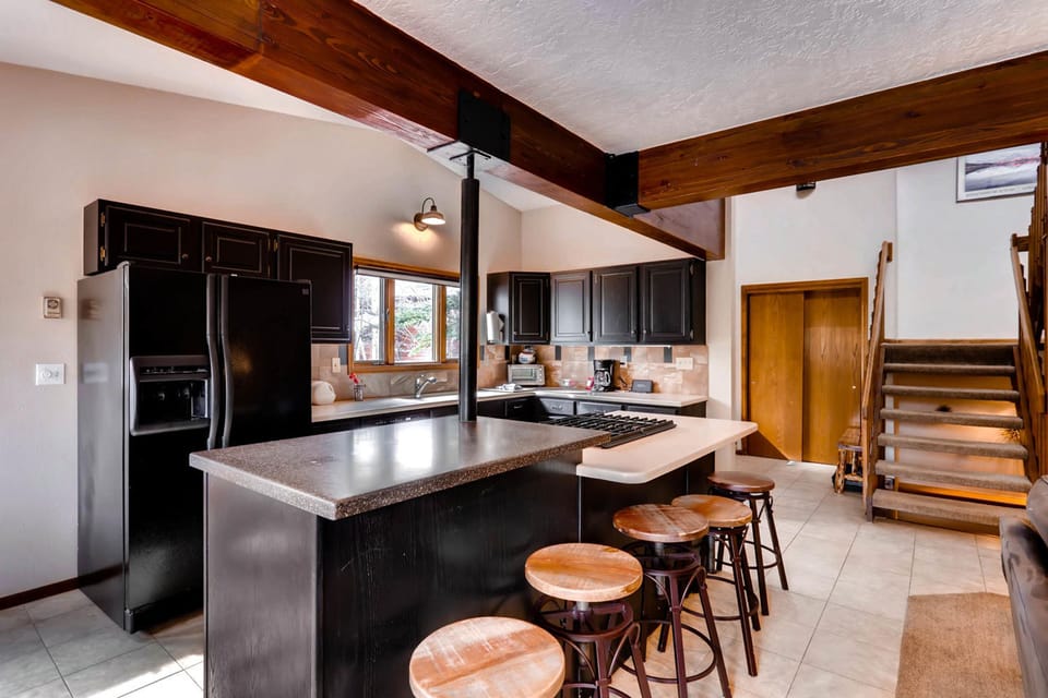 Villa (3 Bedrooms) | Private kitchen | Oven