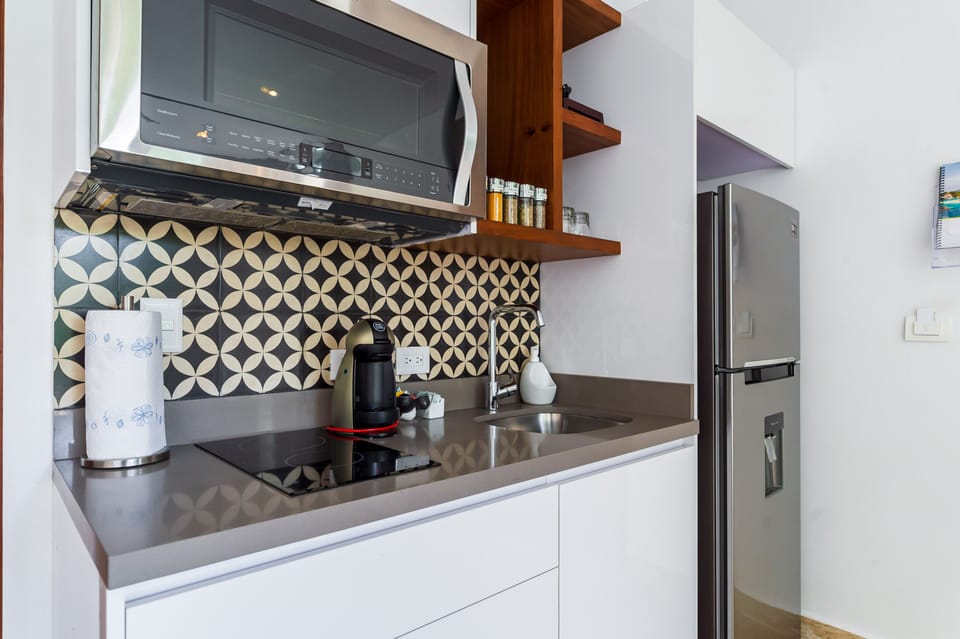 Well and fully equipped kitchenette