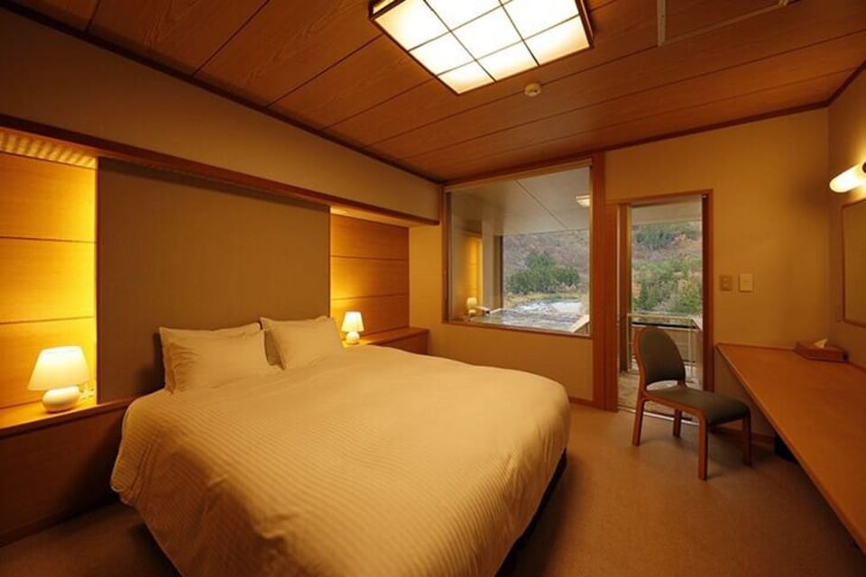 [Annex] Double Room with Open-air Bath, Valley View, Type E, Non Smoking | In-room safe