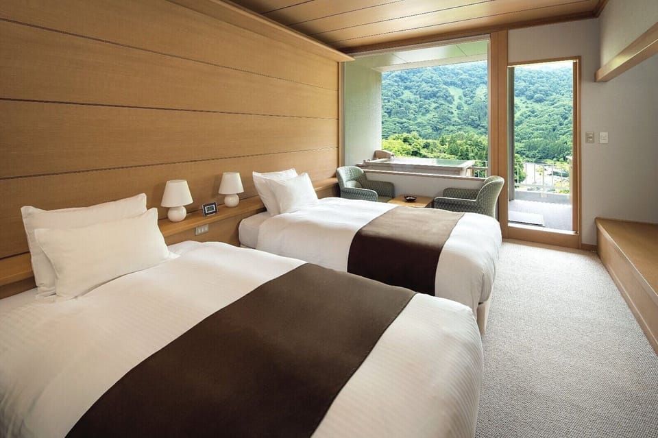 [Annex] Twin Room with Open-air Bath, Valley View, Type C, Non Smoking | In-room safe