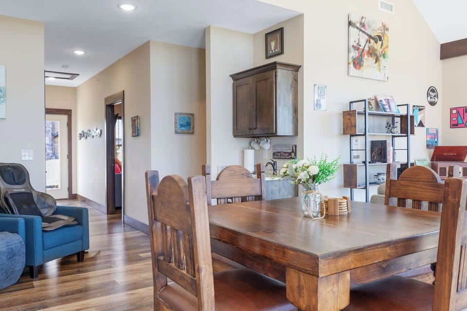 Massage chair and extra gathering room!