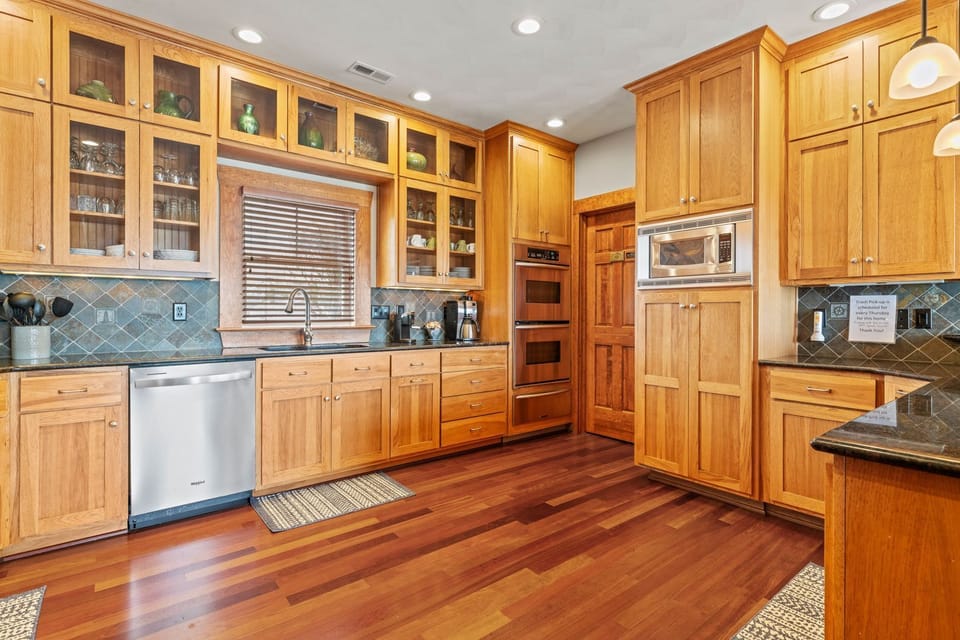 Gourmet Kitchen