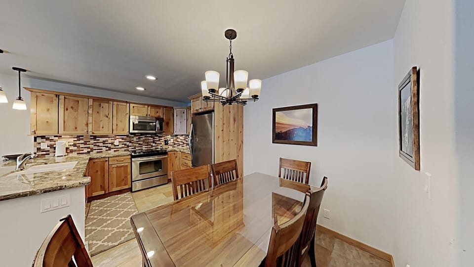 Condo, 1 Bedroom | Private kitchen | Fridge, microwave, oven, dishwasher