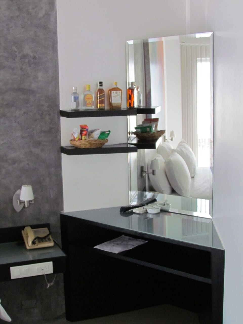 Full-size fridge, microwave, electric kettle, toaster