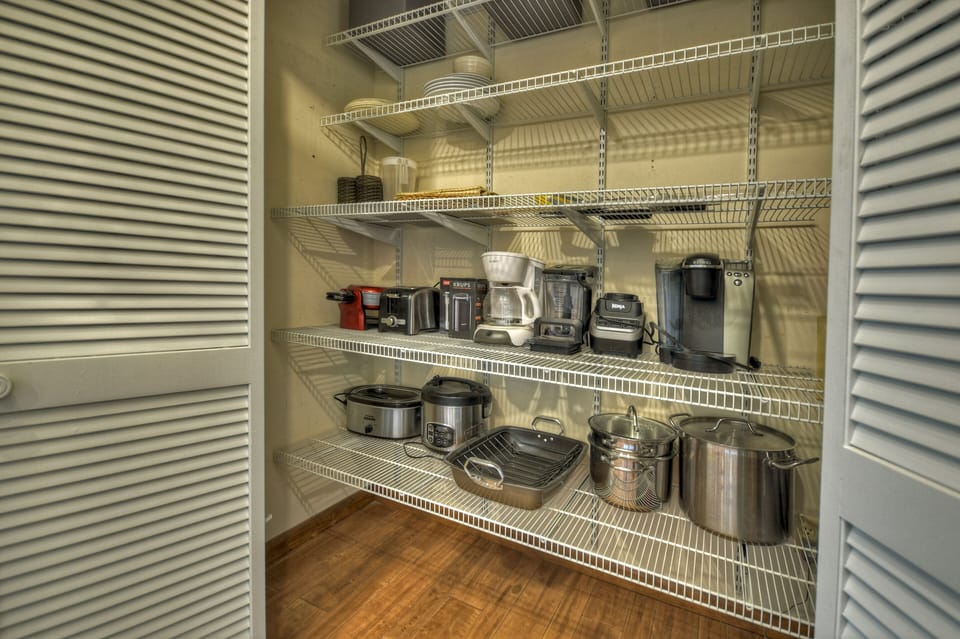 Pantry 