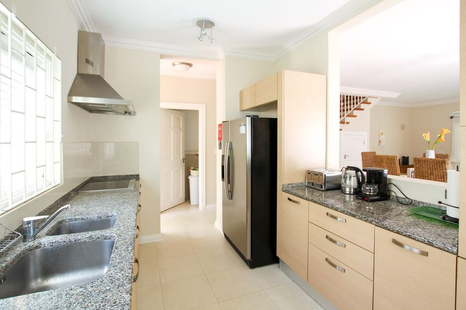 Fully outfitted kitchen for the cooks of the group!