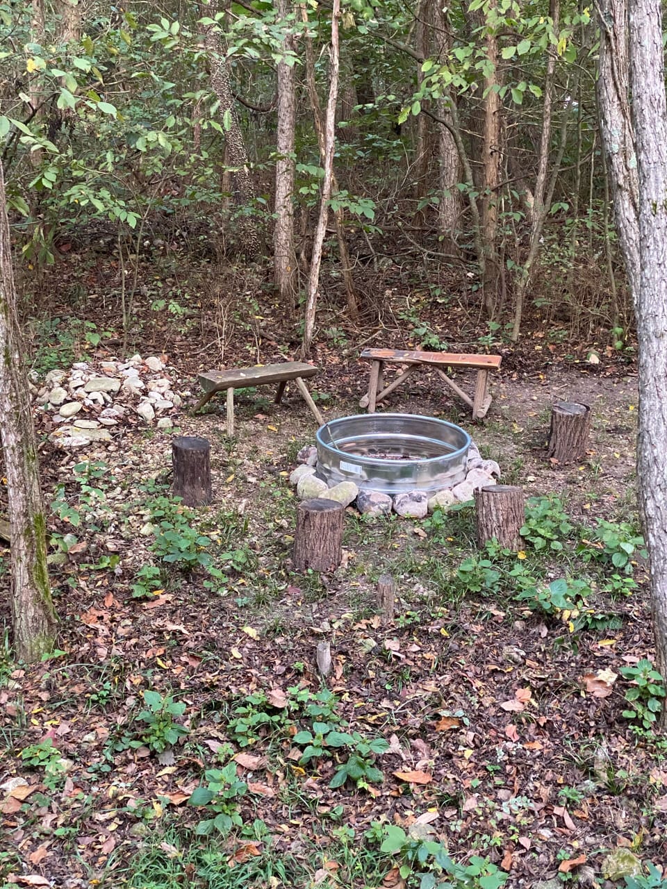 Outdoor Firepit....bring your firewood with you or pick some up on the way in.