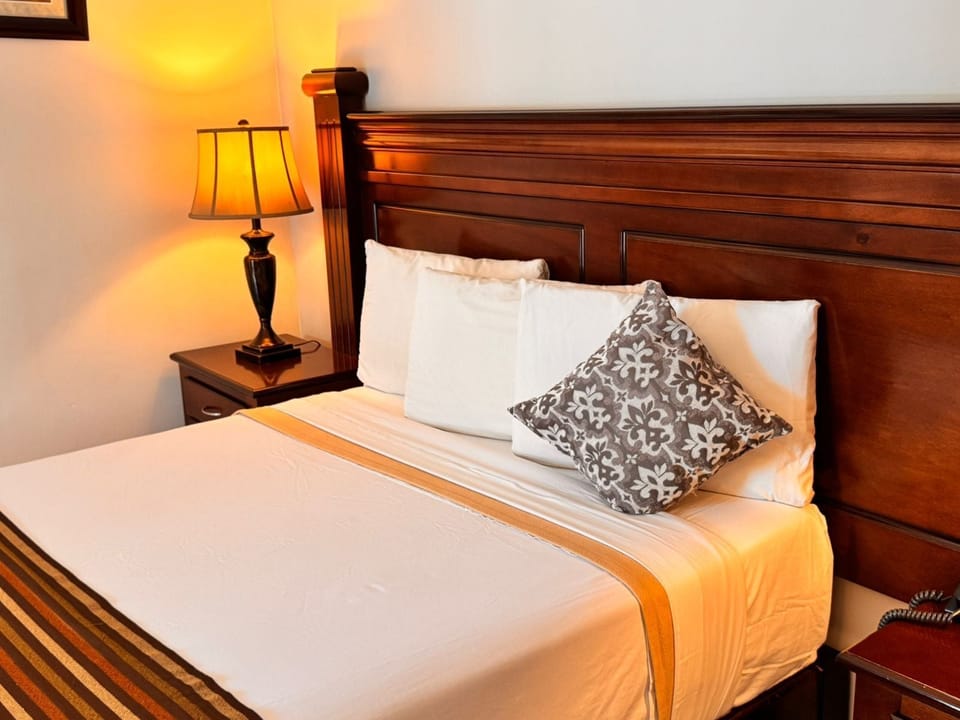 Superior Room, 1 Double Bed | Memory foam beds, desk, laptop workspace, blackout drapes