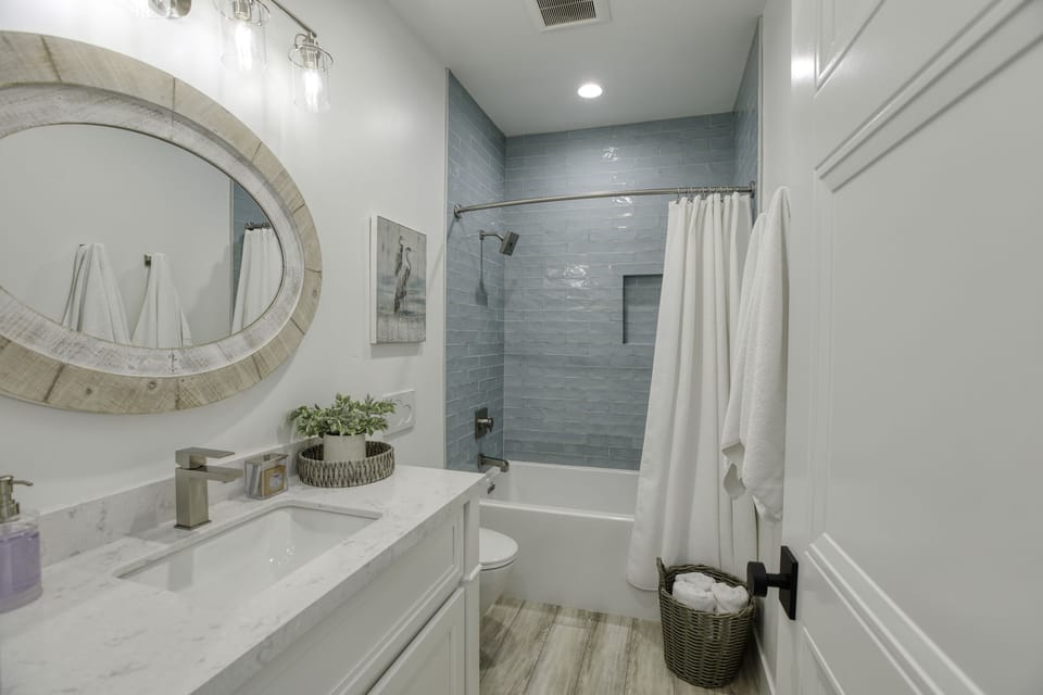 bathroom right outside guest bedroom 