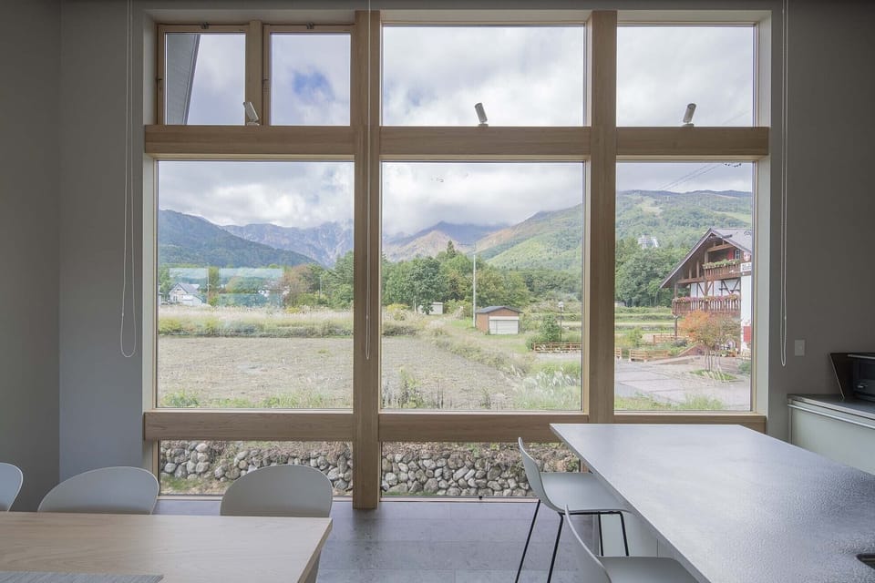 Luxury Chalet, 5 Bedrooms, Kitchen, Mountain View | Private kitchen | Fridge, microwave, oven, stovetop