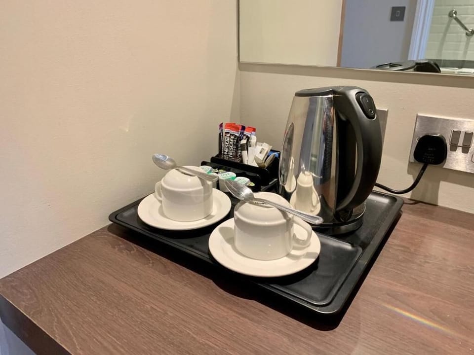 Standard Double Room | In-room dining