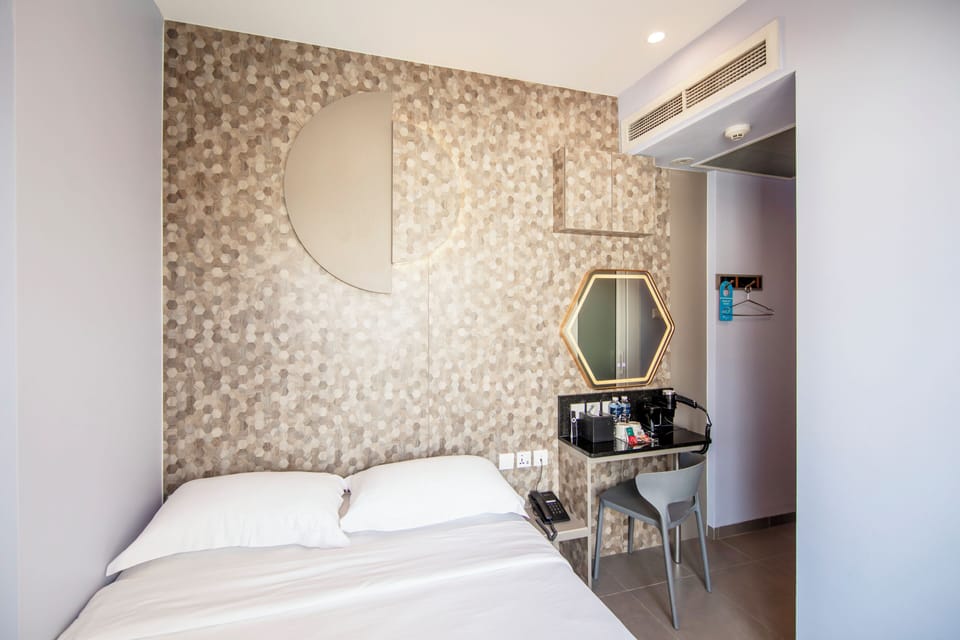 Superior Room, 1 Double Bed | Desk, WiFi (free), bed sheets
