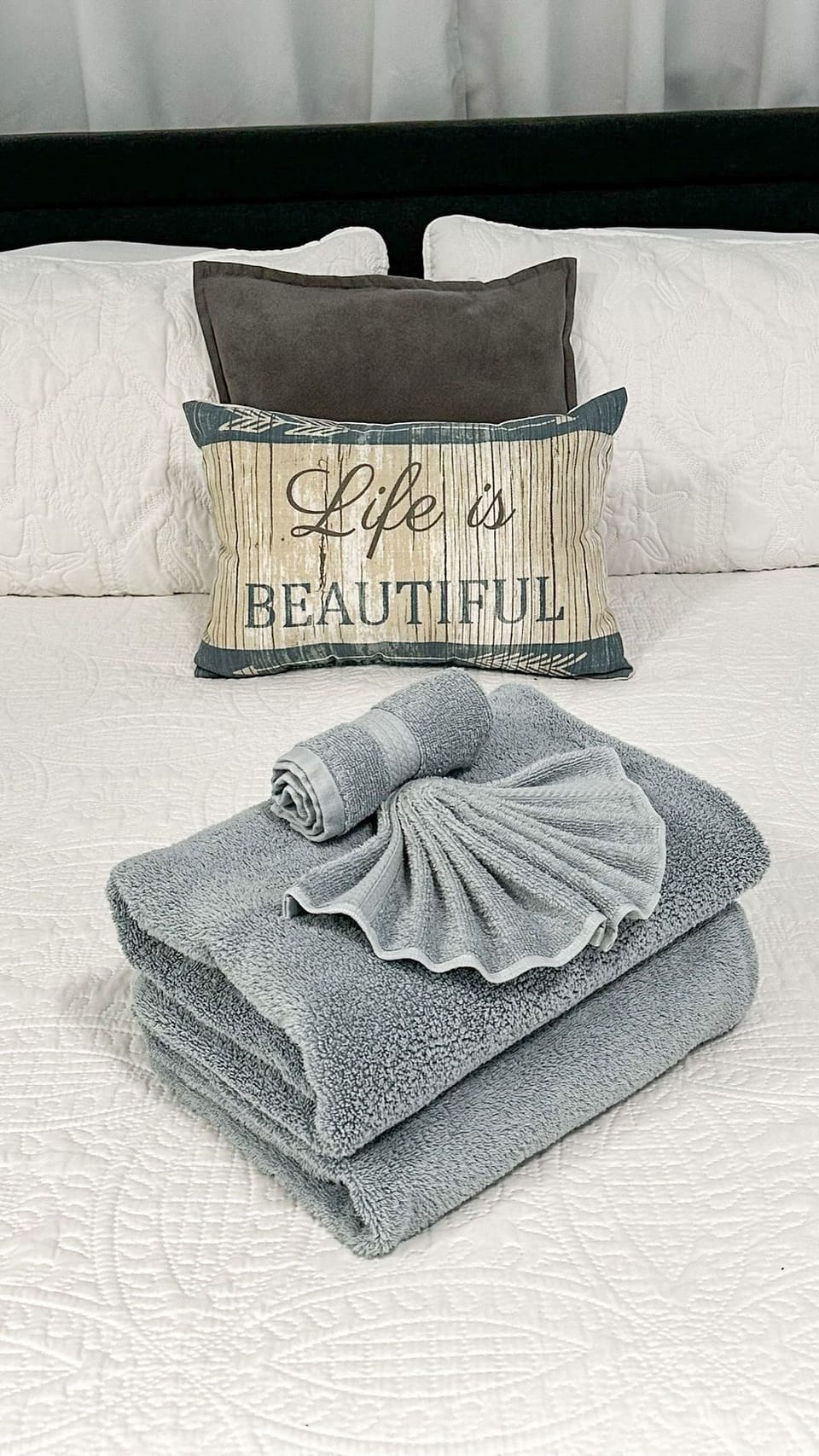 B313 - Tybee for Two