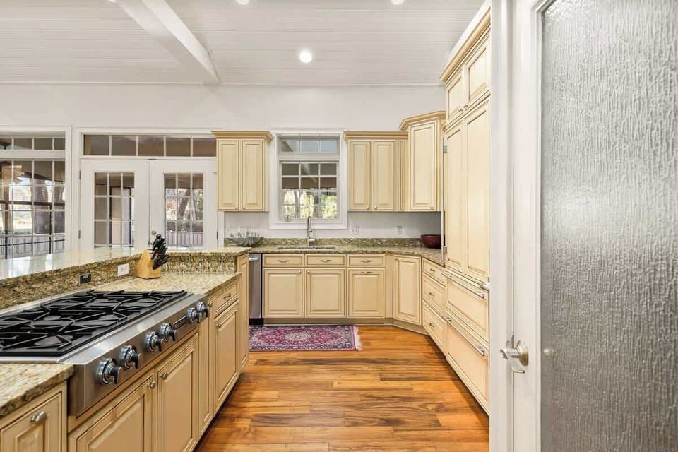 Gourmet Kitchen