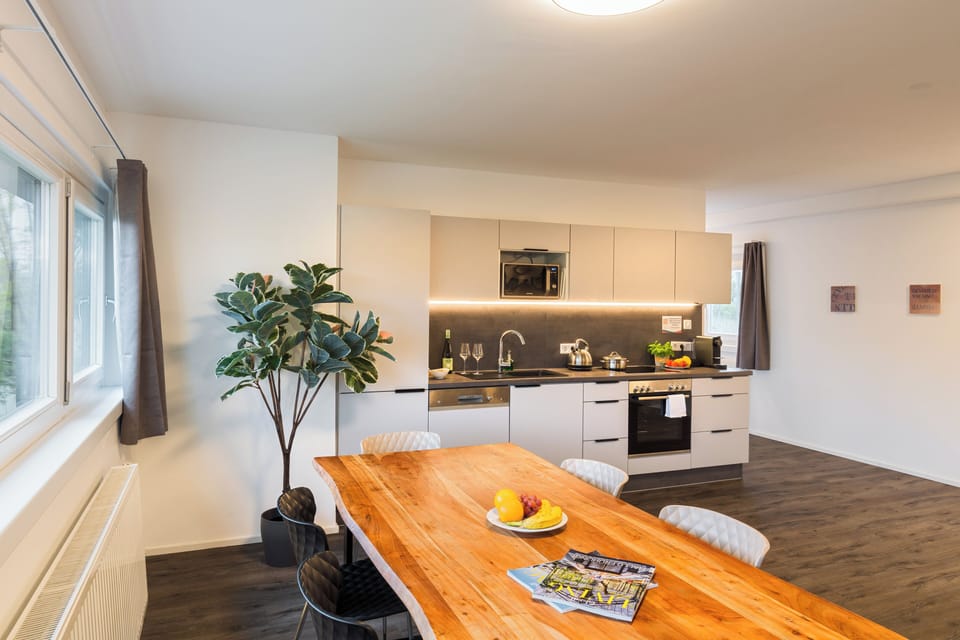 Exclusive Condo, 3 Bedrooms, Balcony | In-room dining