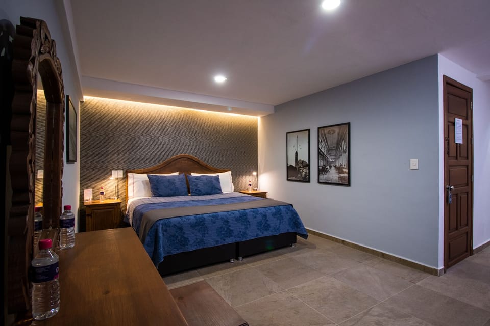 Business Studio Suite | Premium bedding, individually decorated, free WiFi, bed sheets