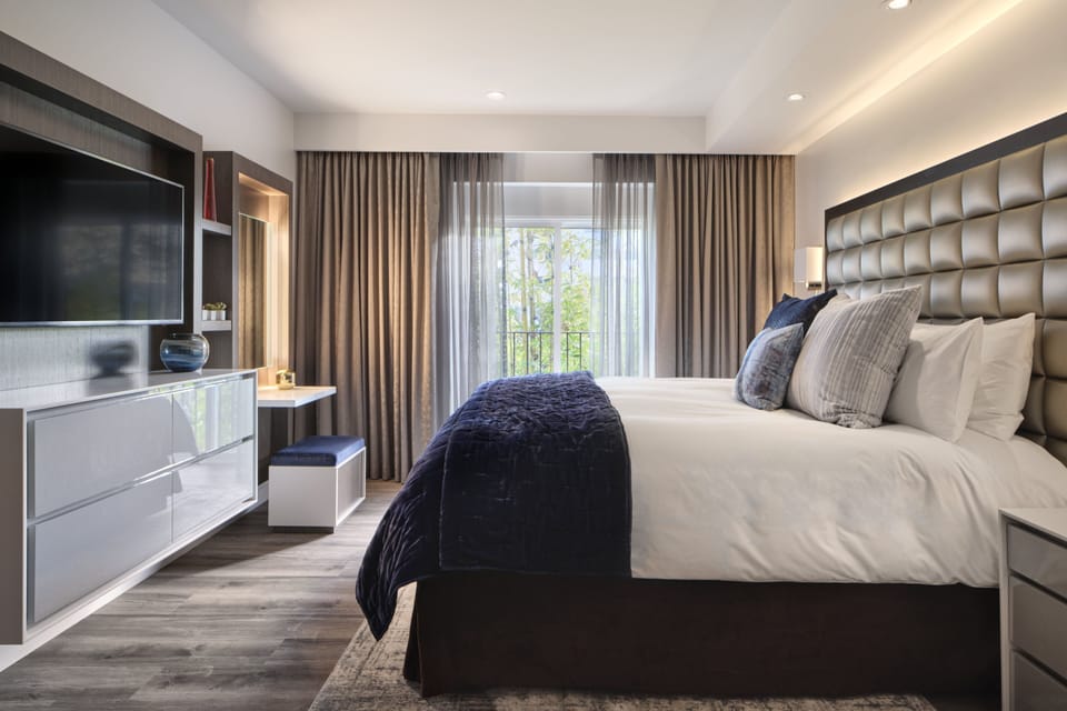 Deluxe Villa, 1 Bedroom | Frette Italian sheets, premium bedding, down comforters, pillowtop beds