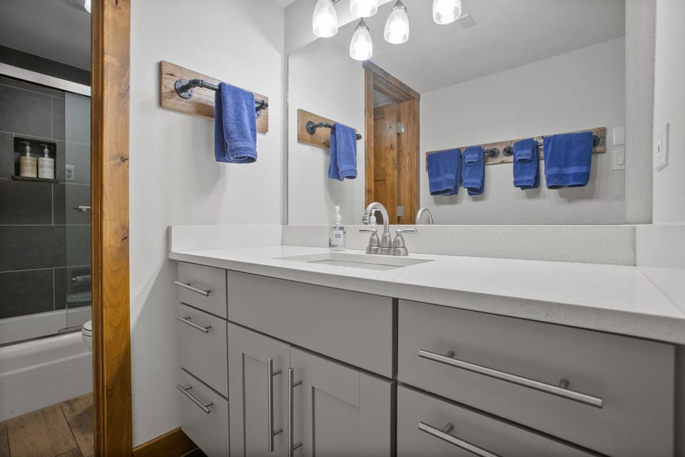 Large Vanity