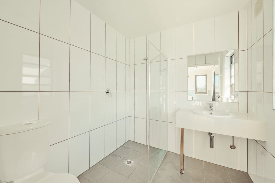 Shower, towels, soap, shampoo