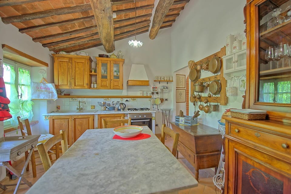Dining Room, Kitchen