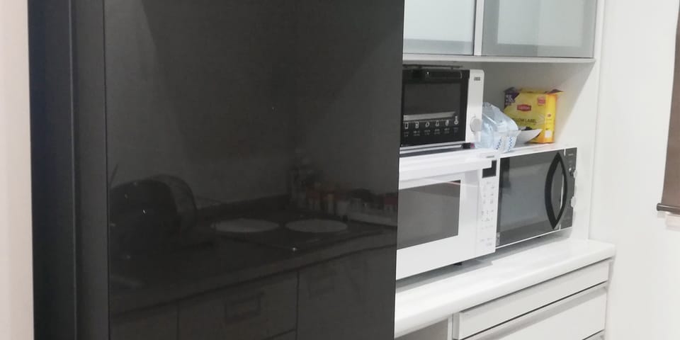 Fridge, microwave, oven, blender