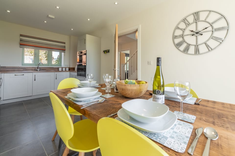 Ground floor: Dining kitchen
