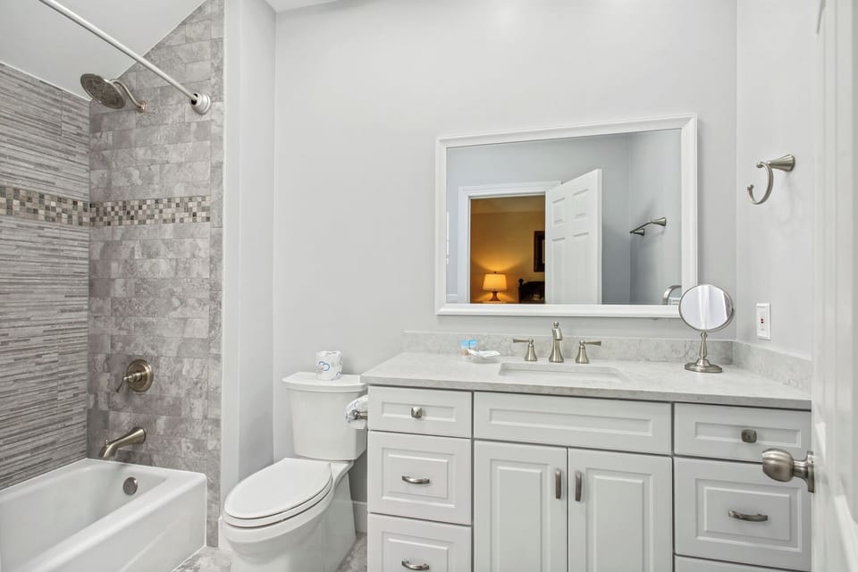 king bathroom