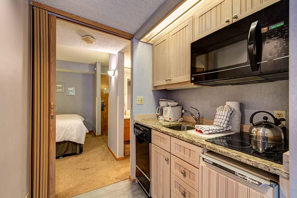 Kitchenette