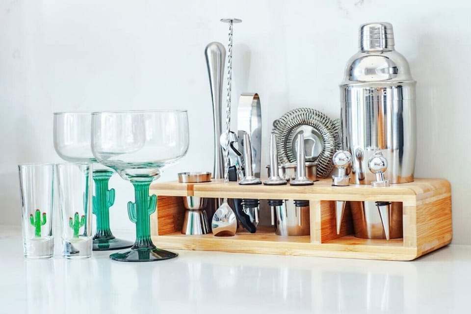 Mix your favorite drinks at the fully stocked bar area and enjoy a laid-back night in.