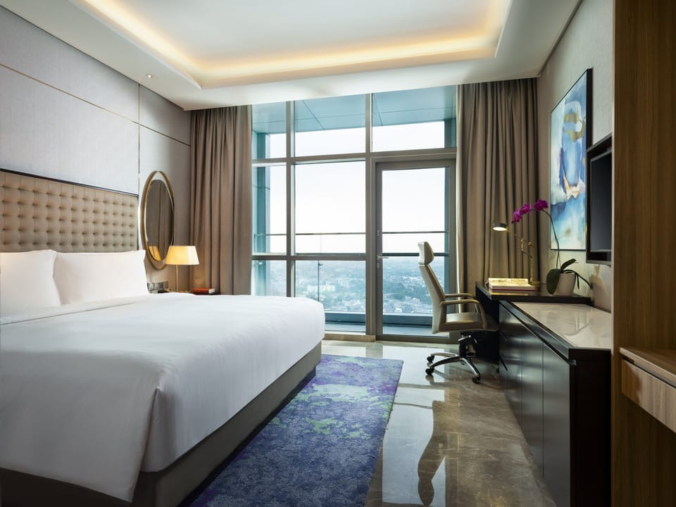 Penthouse, City View (Penthouse) | Premium bedding, pillowtop beds, minibar, in-room safe