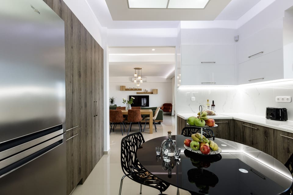 A fully equipped kitchen for culinary creations. 