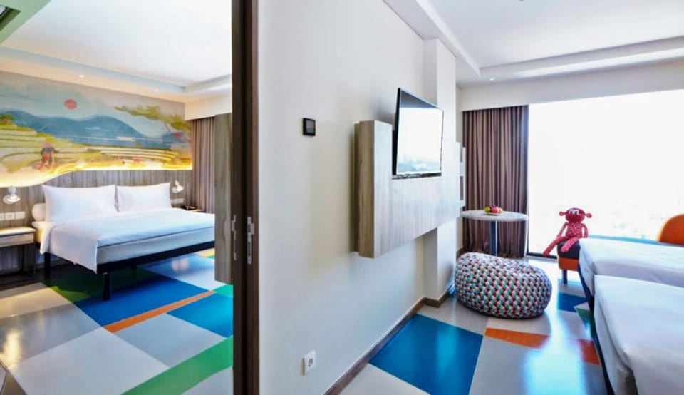 Family Room, Multiple Beds | In-room safe, desk, laptop workspace, free WiFi