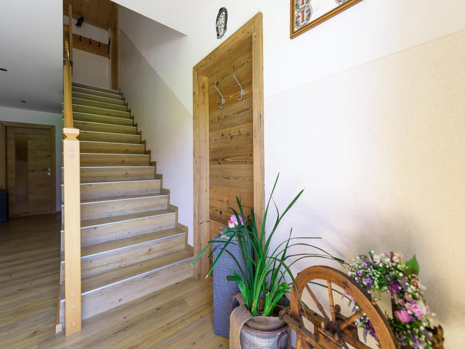 Entrance / Reception