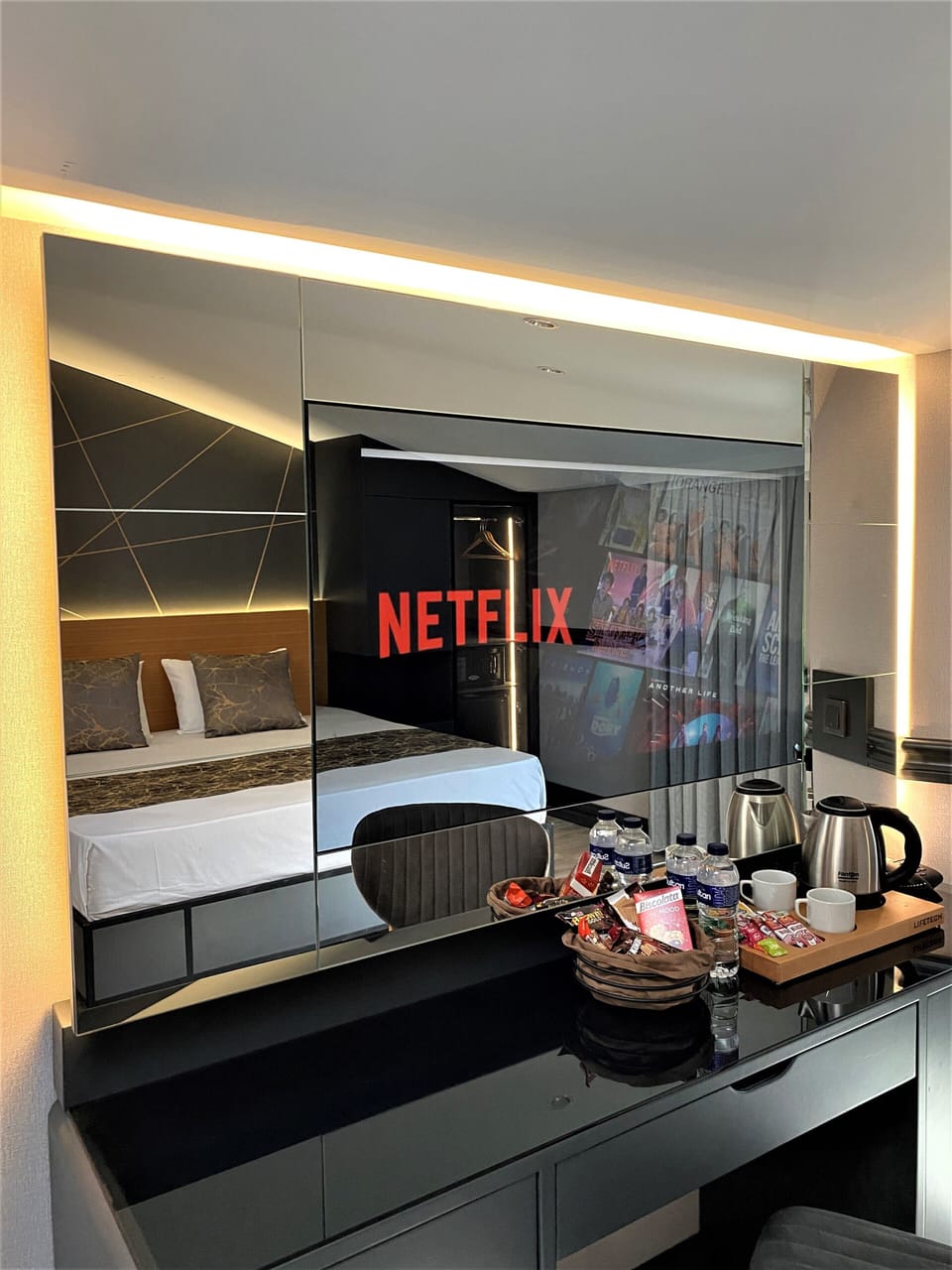 Exclusive Room, Jetted Tub | Egyptian cotton sheets, premium bedding, minibar, in-room safe