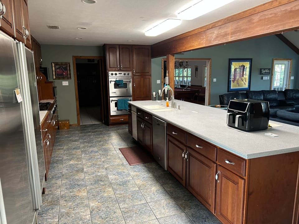 Additional view of kitchen