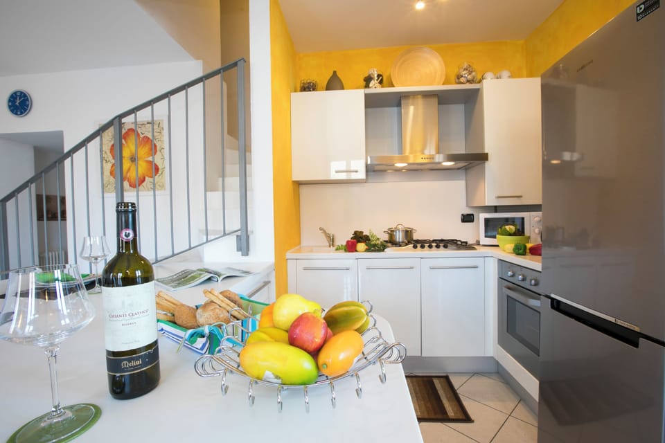 Family Apartment, 2 Bedrooms, 2 Bathrooms, Mountainside (Blevio Panoramica) | Private kitchen | Coffee/tea maker, full-size fridge, microwave, oven