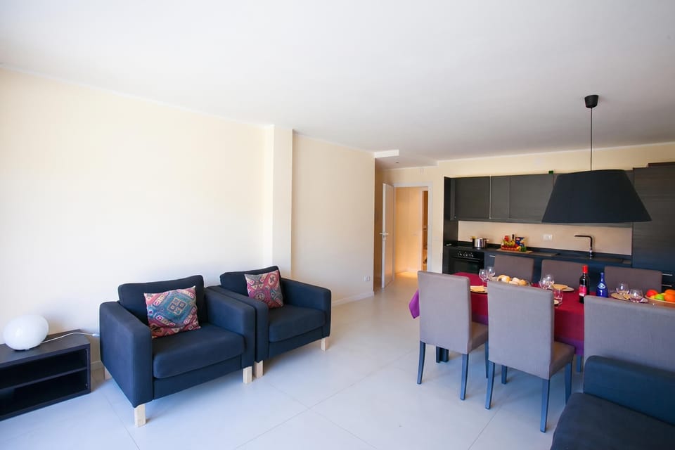 Family Villa, 4 Bedrooms, Private Pool, Mountainside (Villa La Betulla) | Interior