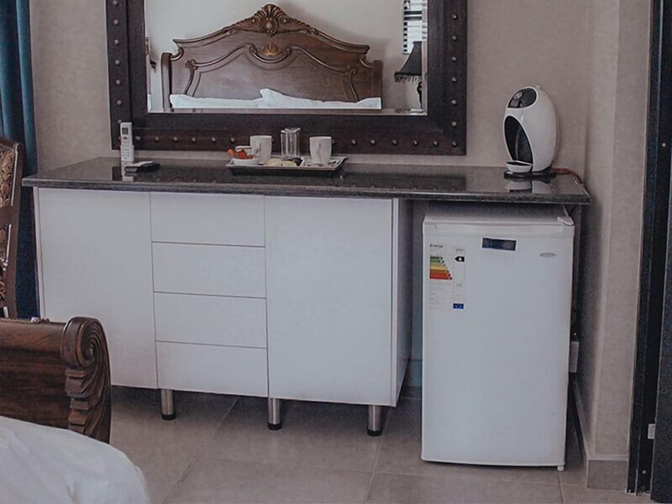 Luxury Suite, 1 Bedroom | Room amenity
