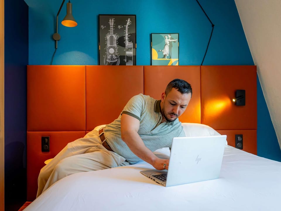 Standard Room, 2 Twin Beds | Premium bedding, in-room safe, desk, soundproofing