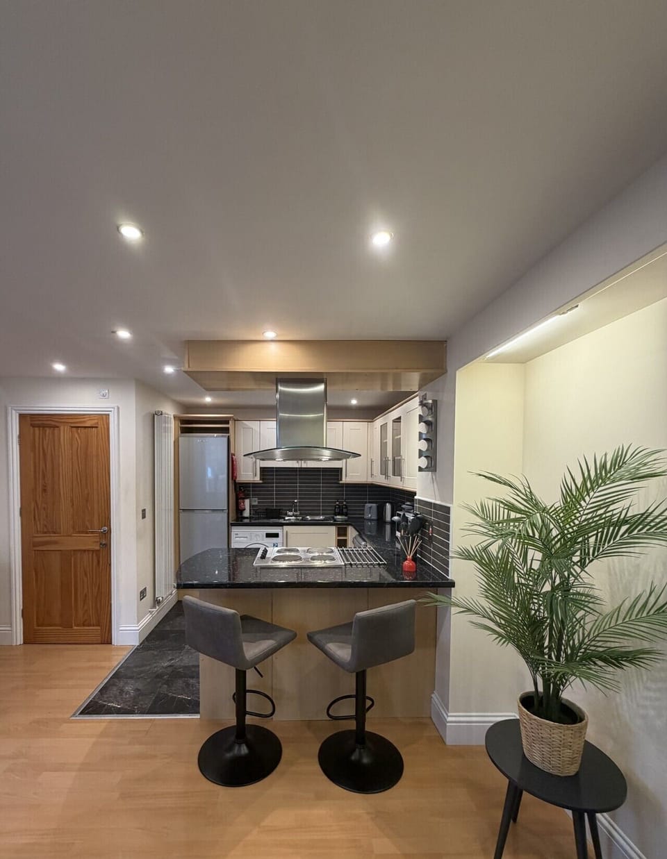 Breakfast bar